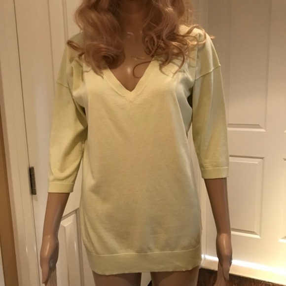 GAP Tops - GAP V Neck Top with 3/4 Sleeves XL New with Tags